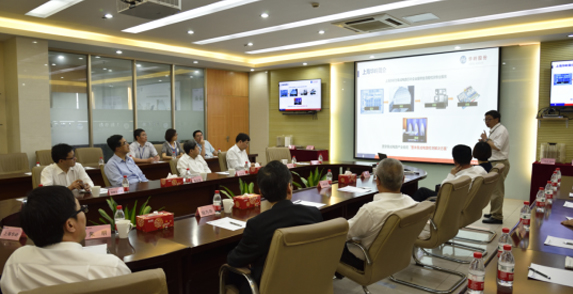 国家市场监管总局副局长秦宜智一行到太阳集团tyc4633进行调研和实地考察
